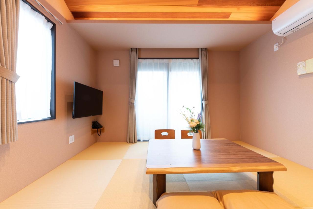 スタジオーネ 箱根強羅 West - Stagione Hakone Gora West Apartman Kültér fotó